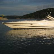 Powered by GM-MarineDiesel 'HUMMER series' (England) Sunseeker Boats