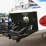 Powered by GM-MarineDiesel 'HUMMER Series' and MSA-SXR surface drives (England)